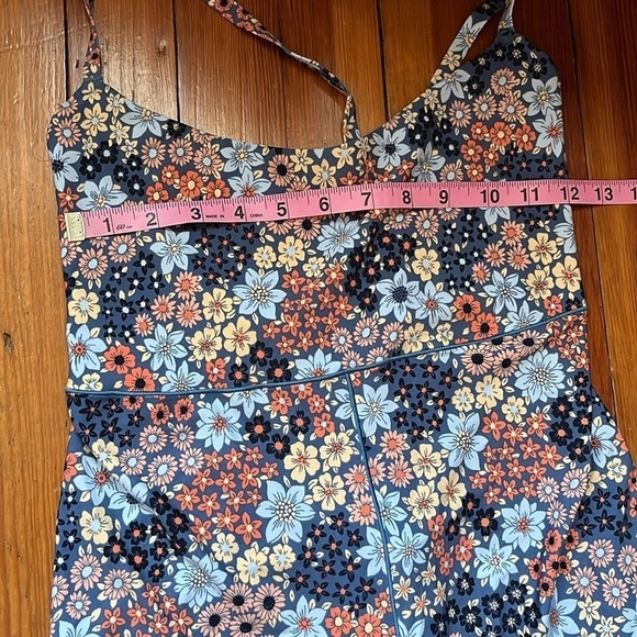 Offline by Aerie Floral Criss Cross Back Onesie Sz XL - Picture 5 of 10